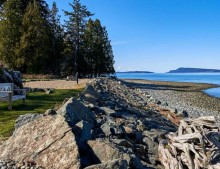 Expansive Walkable Beach